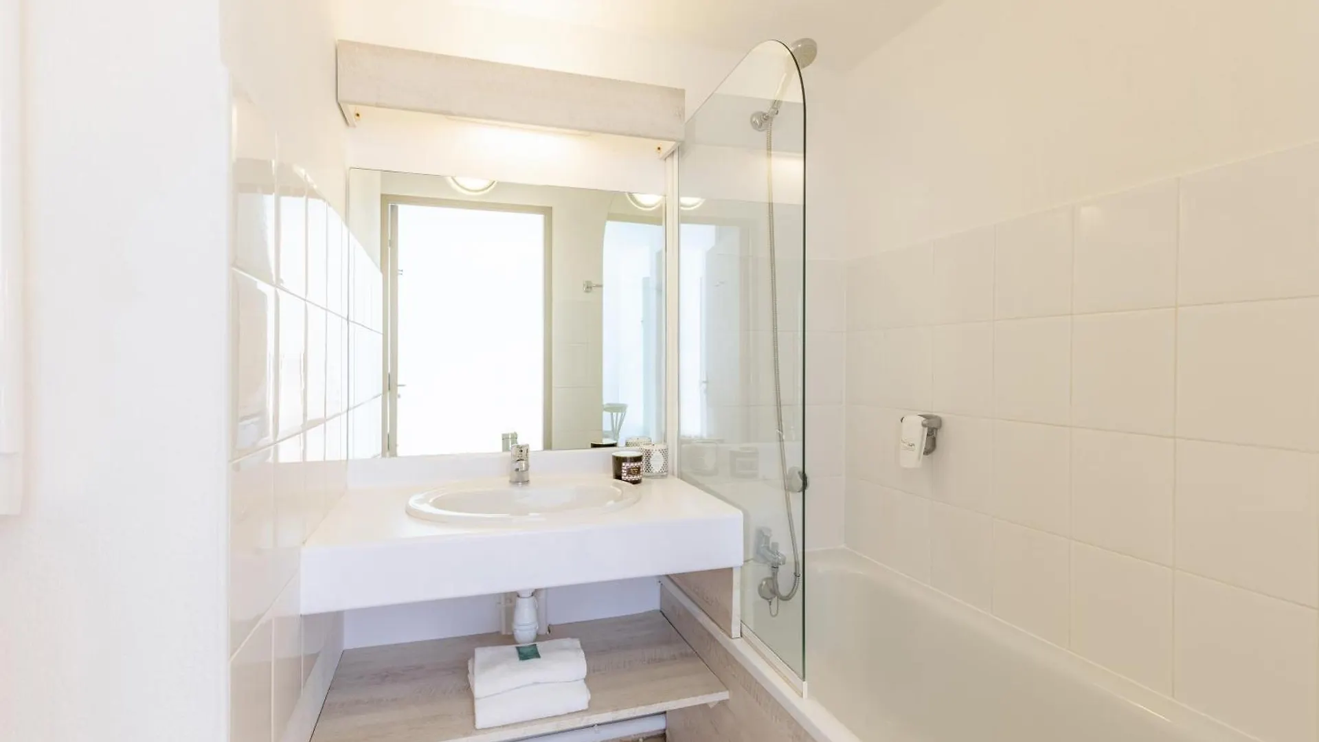 Appart'City Classic Aix-En-Provence - La Duranne Aparthotel